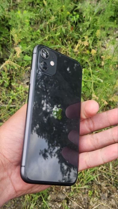 Srochna iphone 11 sotiladi