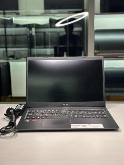 Ноутбук Acer 16 GB