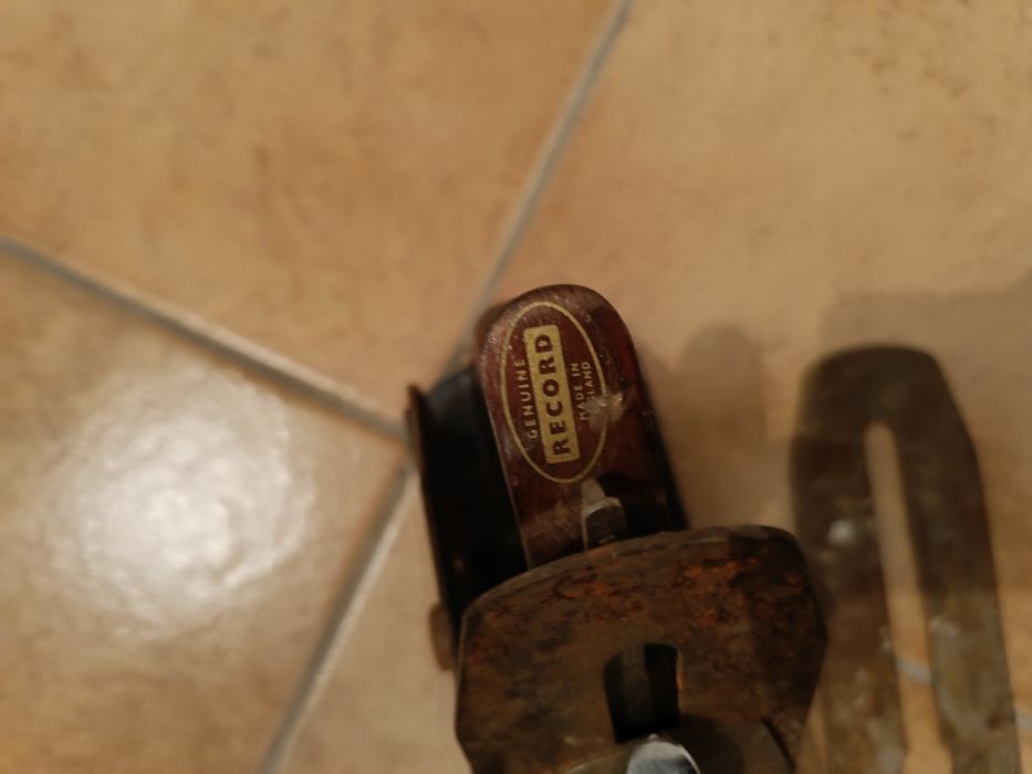 Ретро английско ренде Record No. 04 – Made in England