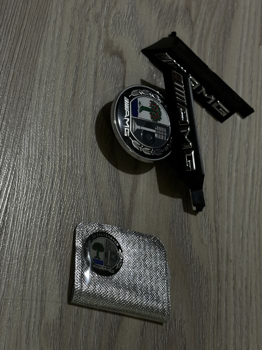 Capace jante Mercedes , ornamente AMG