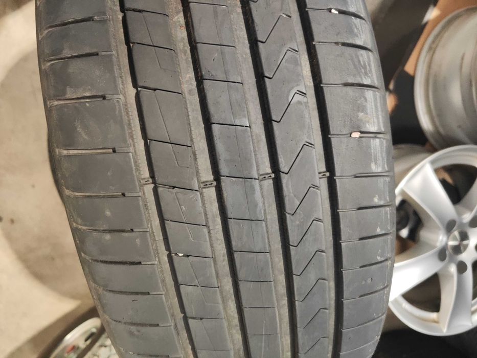 2бр.летни гуми 235/55/17 Hankook