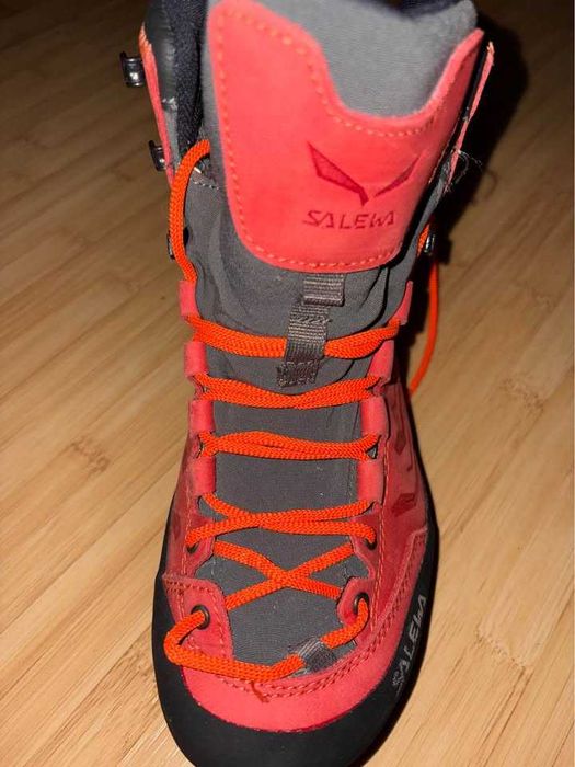 Salewa Rapace gtx bocanci drumetie 3 sezoane NOI la OFERTA
