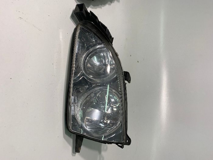 Промоция!! Стоп стопове Фар Фарове Toyota Avensis хечбек