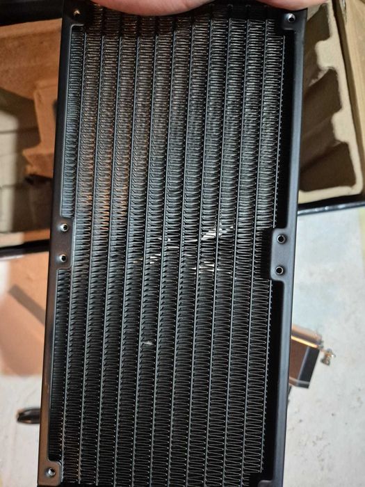 Cooler Procesor Lichid Thermalright Frozen Edge 240 Black