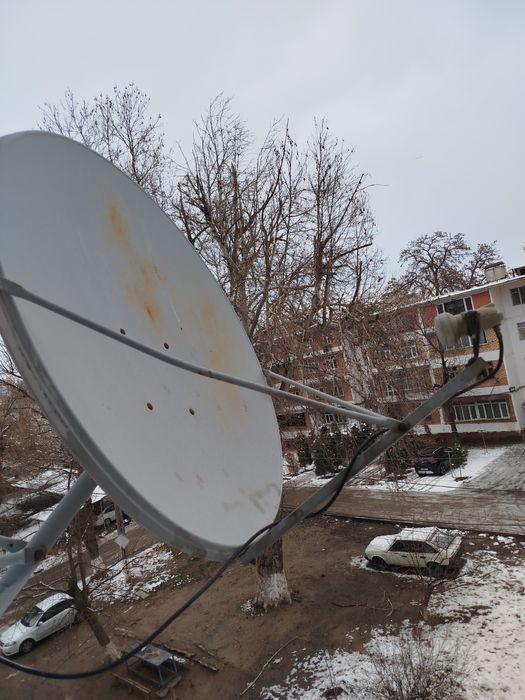 Продается тюнер и пораболическая антенна.