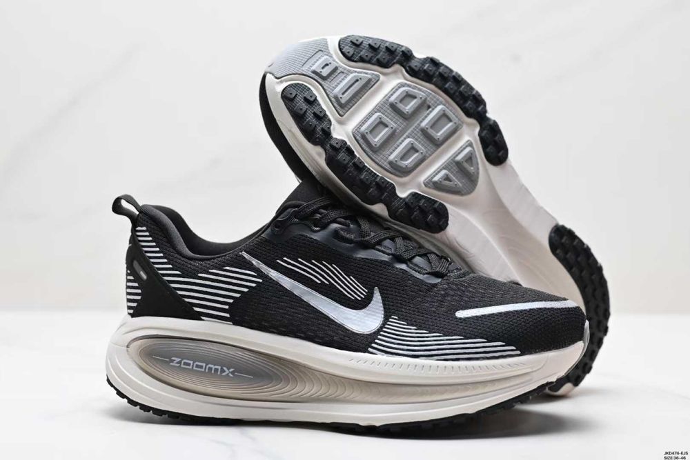 Оригинални мъжки маратонки Nike Vomero 18 oreo налични 41,42,43