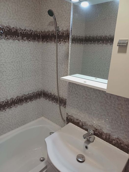 Garsoniera de vanzare Comanesti