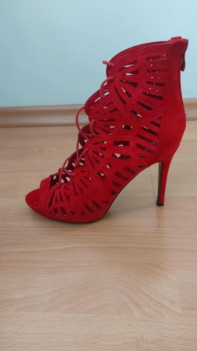 Дамски обувки Tendenz