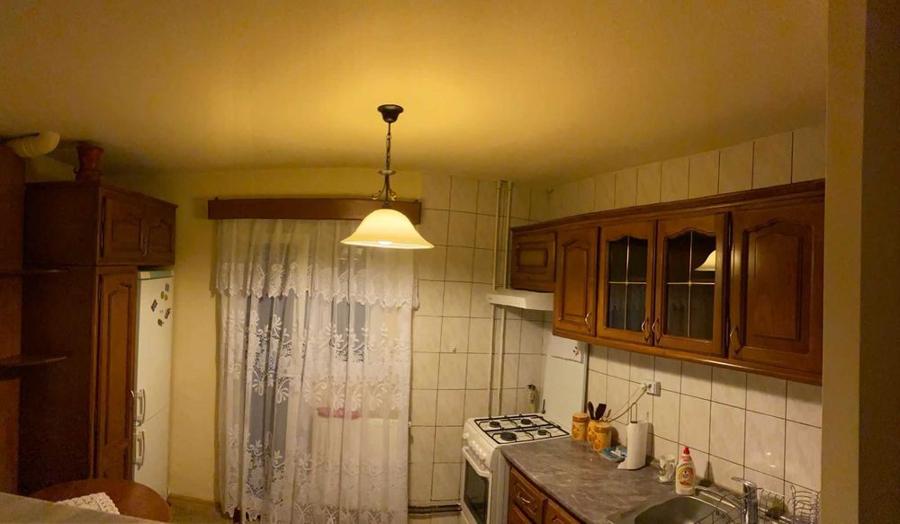 Apartament de inchiriat 2 camere, loc de parcare, zona Recuperare