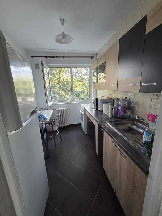 Vând apartament 2 camere, Sector 6 – zona 1 Mai (fosta Compozitorilor)
