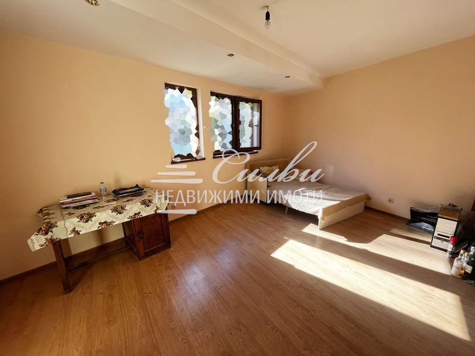 Сграда със смесено предназначение на много КОМУНИКАТИВНО място – кв.