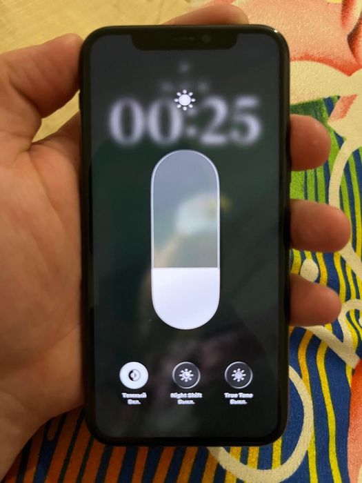 iphone 11 PRO……..