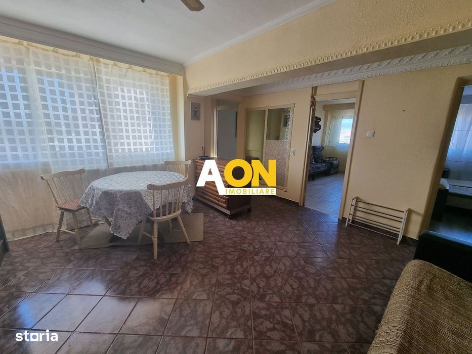 Apartament 3 Camere Decomandat, Zona Cetate — fotografia 1
