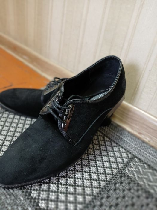 Продам мужские туфли.