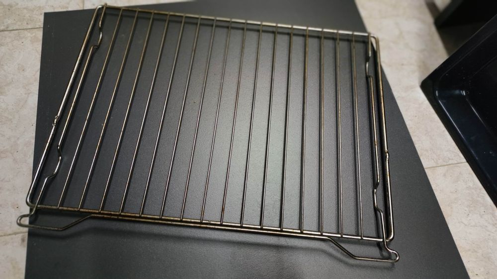 Тави, решетка и телескопични водачи за фурна