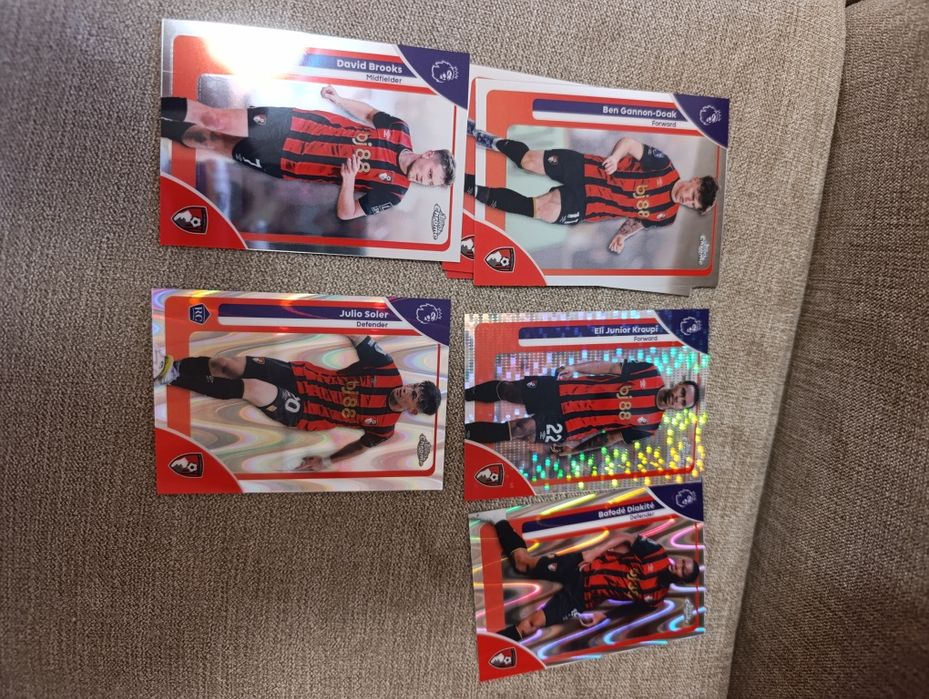 Футболни карти TOPPS Chrome