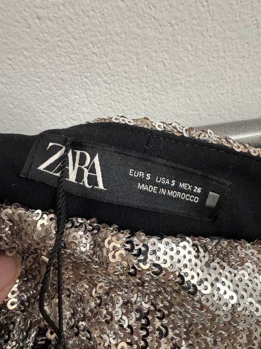 Продам брюки с пайетками