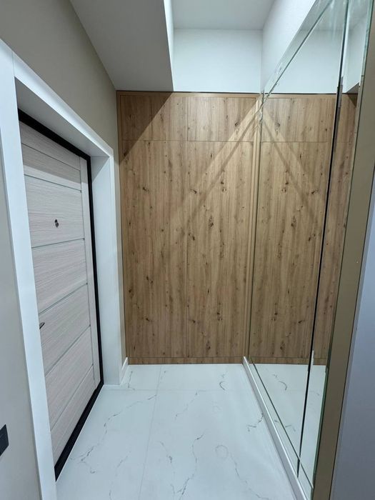 Юн-д Бадамзар 2/3/9 (39м²) ор-р Старий центр плов