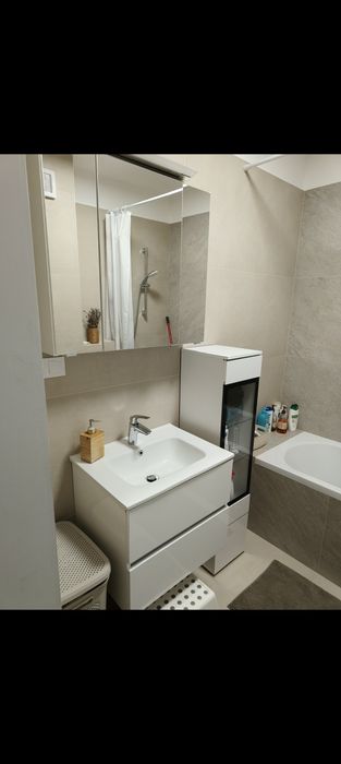 APARTAMENT 3 Camere +Parcare CU CF .