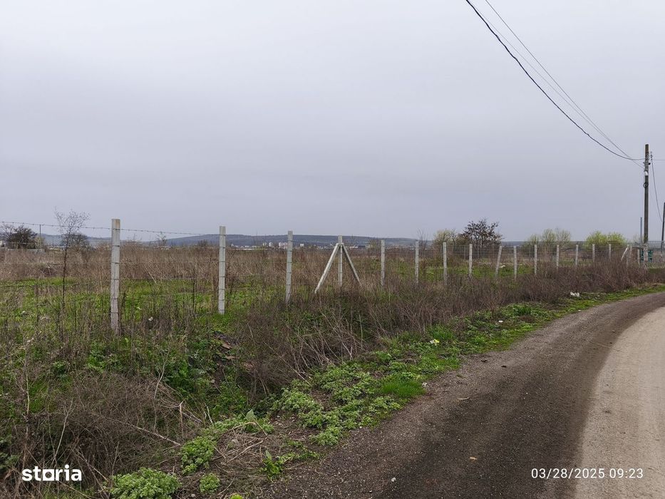 Teren drept  19059 mp - toate utilitățile - asfalt - Sancrai