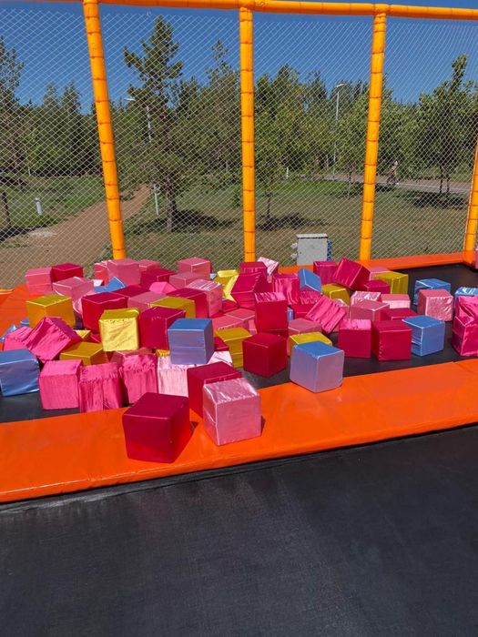 Продам батутную арену