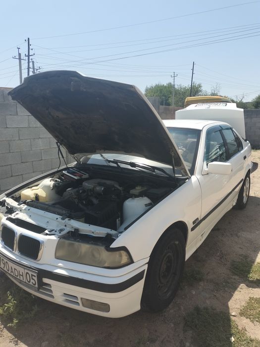 Продам надёжное авто БМВ е36