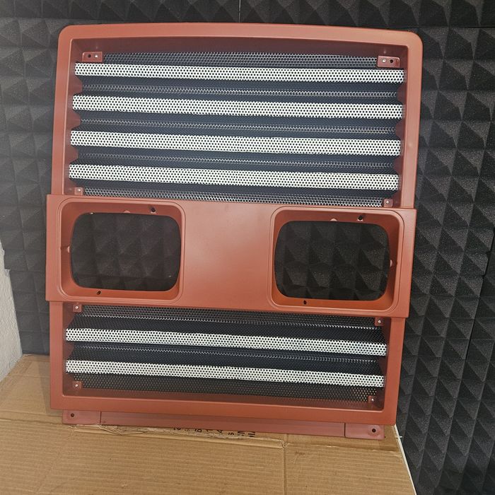 Masca fata tractor fiat