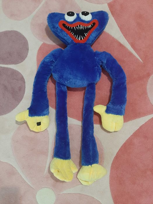 Мека играчка Huggy Waggie