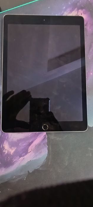 VAND IPAD PRO 9.7 GEN 3 .Stare Impecabila Nu Prezintă Nici o Zgârietura  Da Fisură.