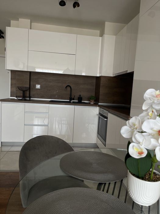 Дава се под наем Двустаен апартамент в Пловдив, Кършияка - 70 кв.м за 484.5 € - Снимка #3