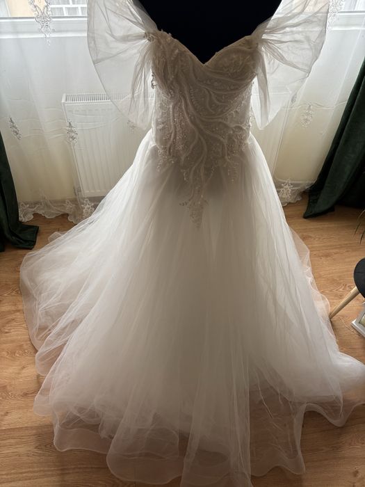 Rochie de mireasa , noua !
