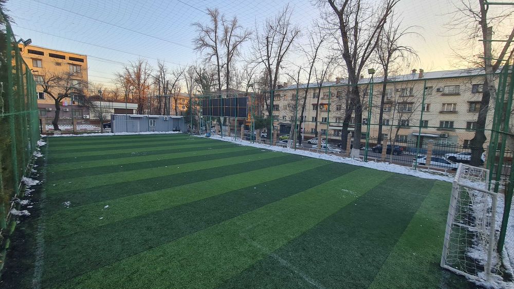 Soatlik futbol maydoni — Chilonzor, 1-kvartal