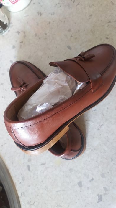 Продается новые мужские кожаные лоферы