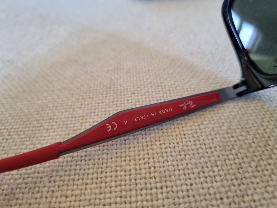 Ochelari de soare Ray Ban Scuderia Ferrari RB 4228 M. Putin utilizati