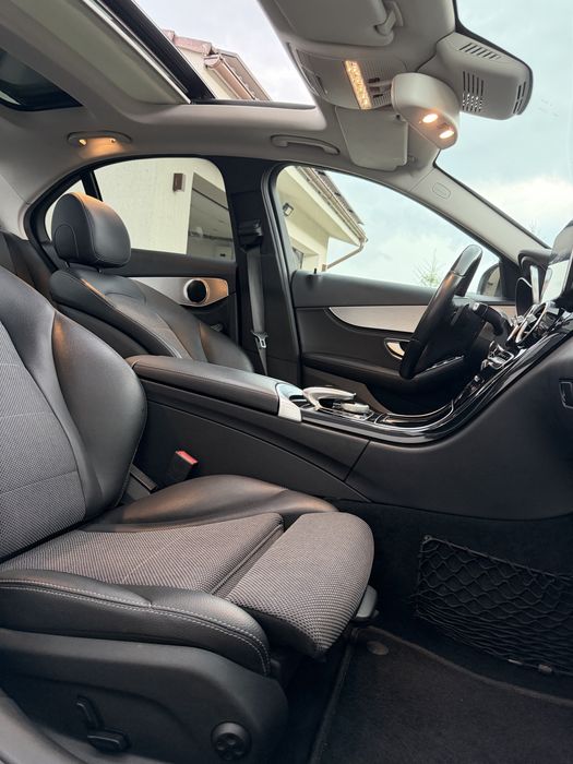 Mercedes C klass 2.2 Diesel 170 Cp/Panoramic/Avantgarde/Automat/Navigatie/Xenon/Led