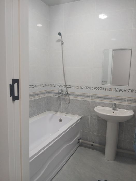 Srochni 3 xonali uy arendaga beriladi