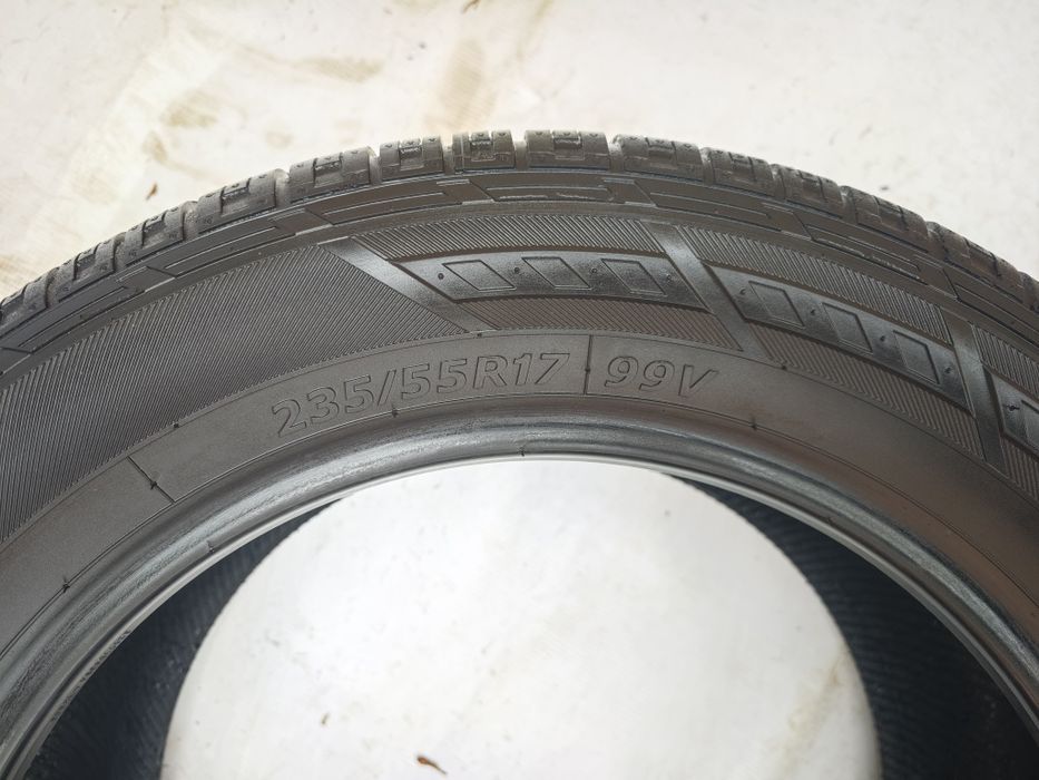 Anvelope 235/55/17 iarna Hankook an 2024