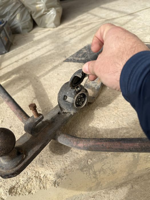 Теглич за ремарке