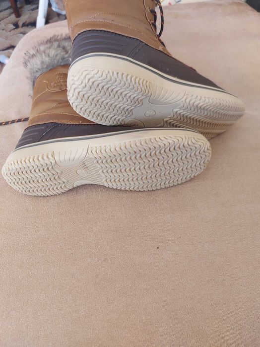 Продавам зимни ботуши!