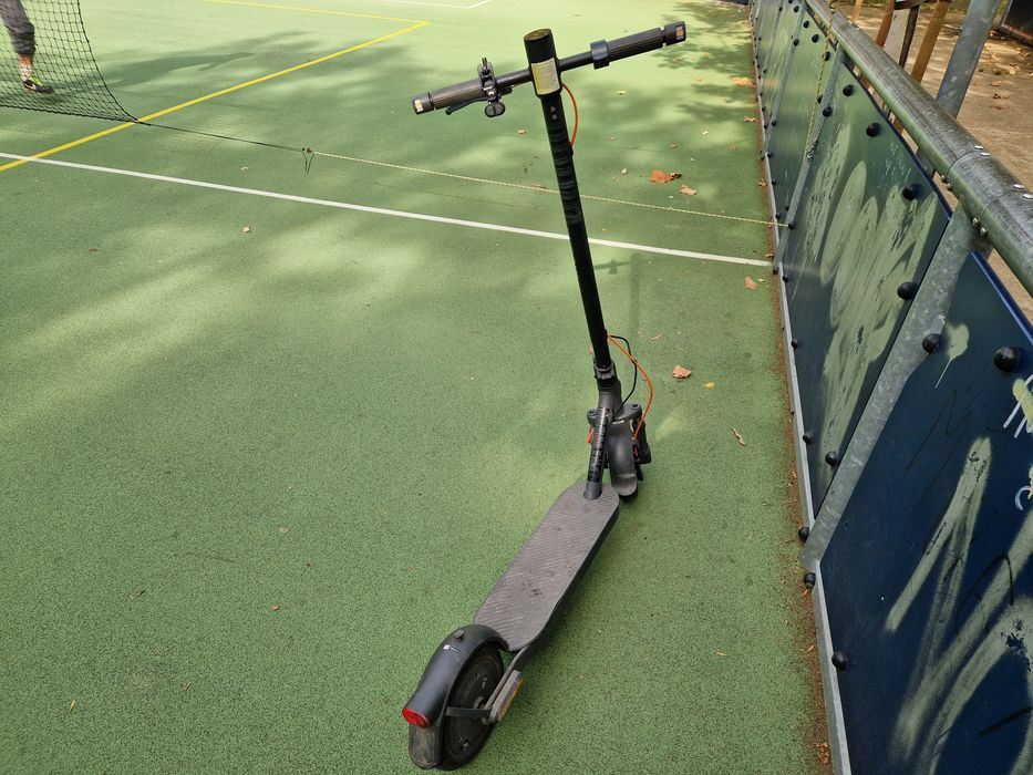 Trotineta Xiaomi Scooter Elite New