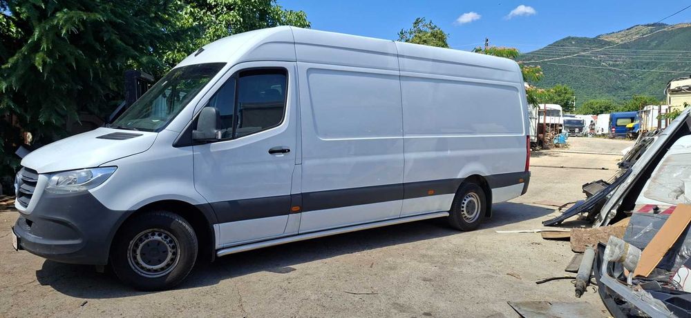 Mercedes-Benz Sprinter W907 OM651 2019Г. Дълга база НА ЧАСТИ