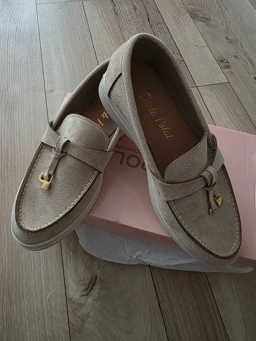 Велурени мокасини