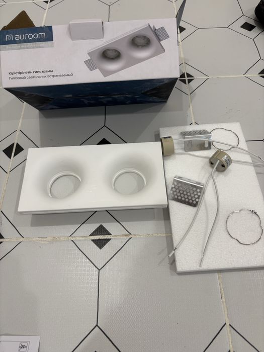 Гипсовый светильник встраиваемый