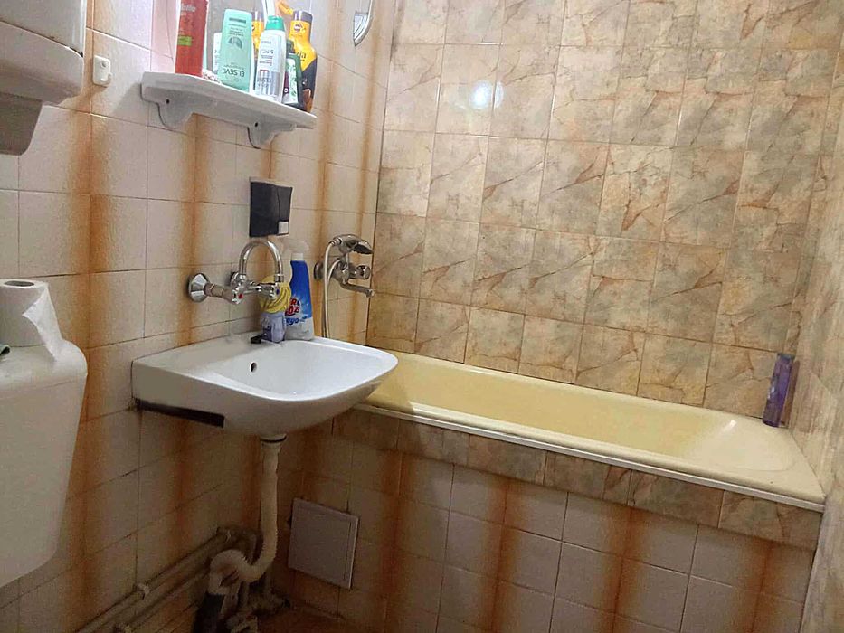 Продава се Четиристаен апартамент в Варна, Гръцка махала - 114 кв.м за 1808 €/кв.м - Снимка #9