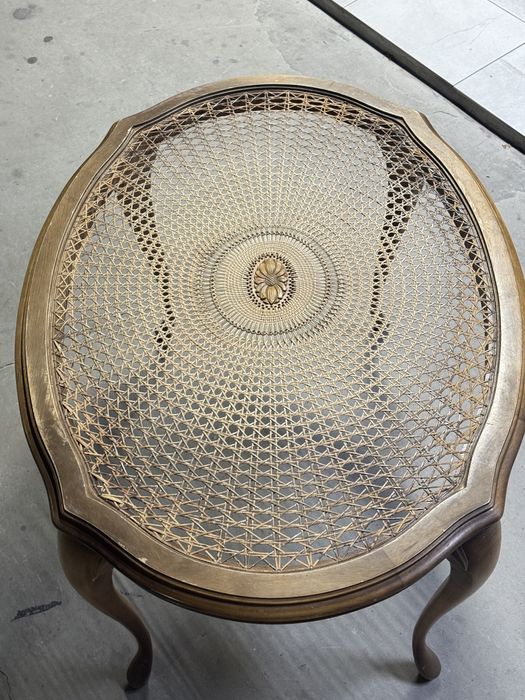 Дървена Маса от масив и ратан