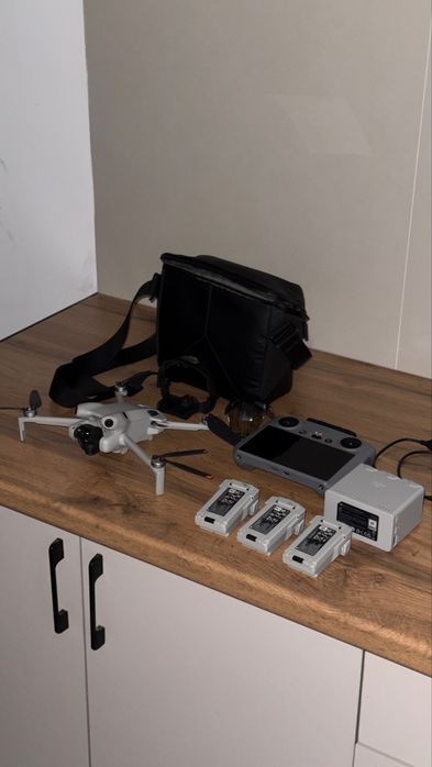 Дрон DJI MINI 4 pro combo+rc