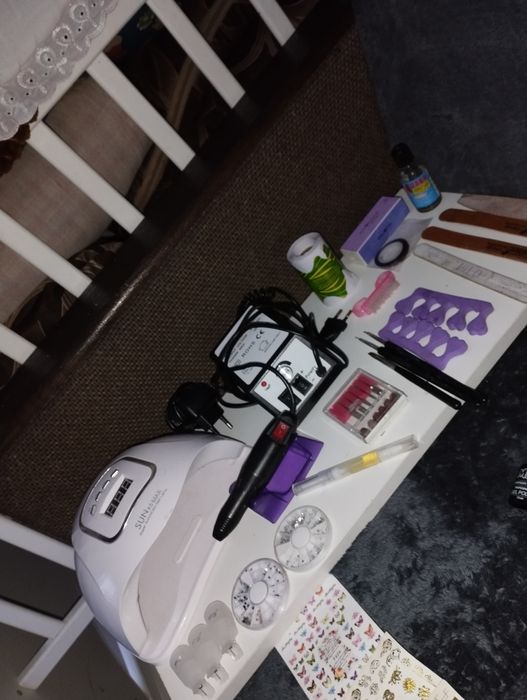 Продам набор для ногтей