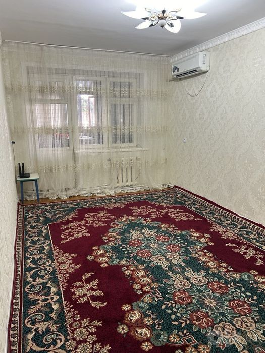 Продается 4 комнатная квартира