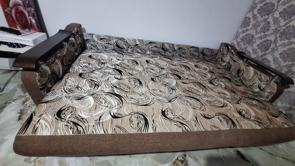 Vand canapea extensibila