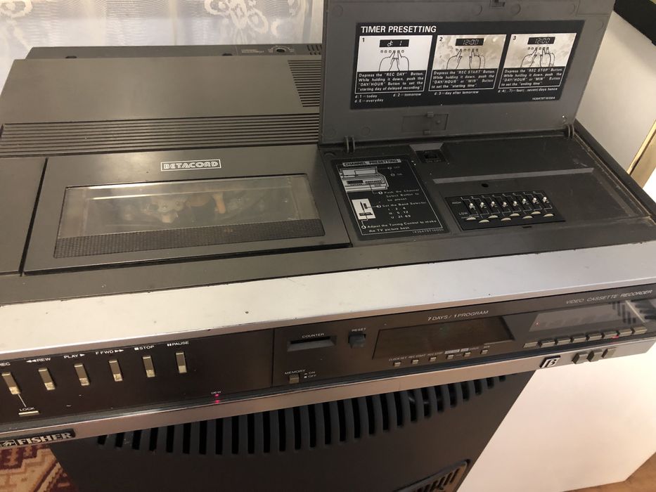 Видео рекордер Fisher Betamax